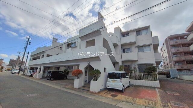 中古マンションの外観写真（カーサビアンカ高坂_1D号室）