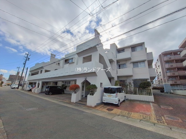 中古マンションの外観写真（カーサビアンカ高坂_1D号室）