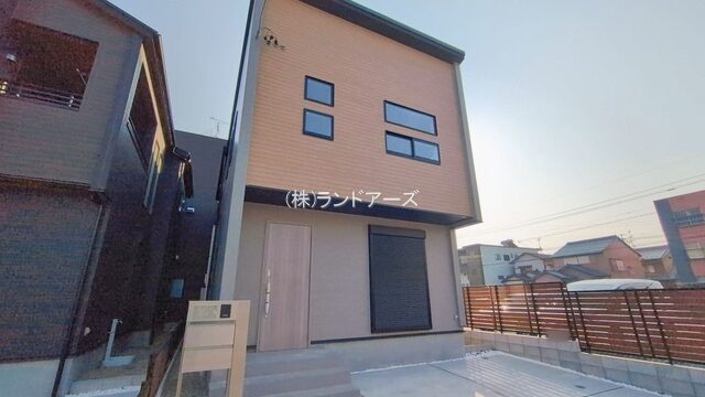 建売住宅の外観写真（名古屋市西区大野木4丁目_2号棟・東栄住宅/ブルーミングガーデン）