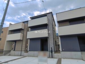 名古屋市千種区清明山2期_2号棟_20260512_1_0874203 - 株式会社ランドアーズ|名古屋の一戸建て(建売・中古戸建)・中古マンション・賃貸管理・不動産売却 建売住宅の外観写真(名古屋市千種区清明山2期_2号棟・ケイアイスター不動産/ケイアイグレイス)
