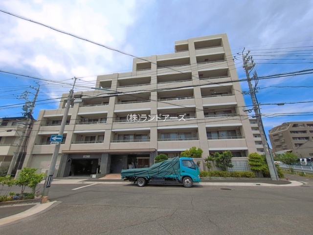 プラウド川名駒方_701号室_20260520_6_0893281 - 株式会社ランドアーズ|名古屋の一戸建て(建売・中古戸建)・中古マンション・賃貸管理・不動産売却 中古マンションの外観写真(プラウド川名駒方_701号室)