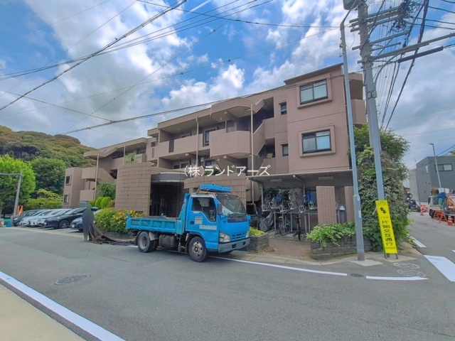 ユニーブル鳴海東ガーデンコート_201号室_20260605_1_0896438 - 株式会社ランドアーズ|名古屋の一戸建て(建売・中古戸建)・中古マンション・賃貸管理・不動産売却 中古マンションの外観写真(ユニーブル鳴海東ガーデンコート_201号室)