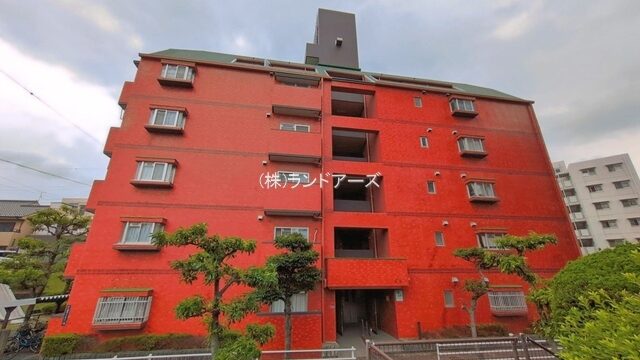 中古マンションの外観写真（ユーハウス神宮公園C棟_60号室）