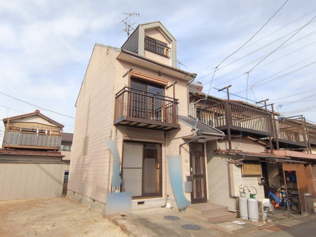 海部郡蟹江町大字西之森字硴場 1