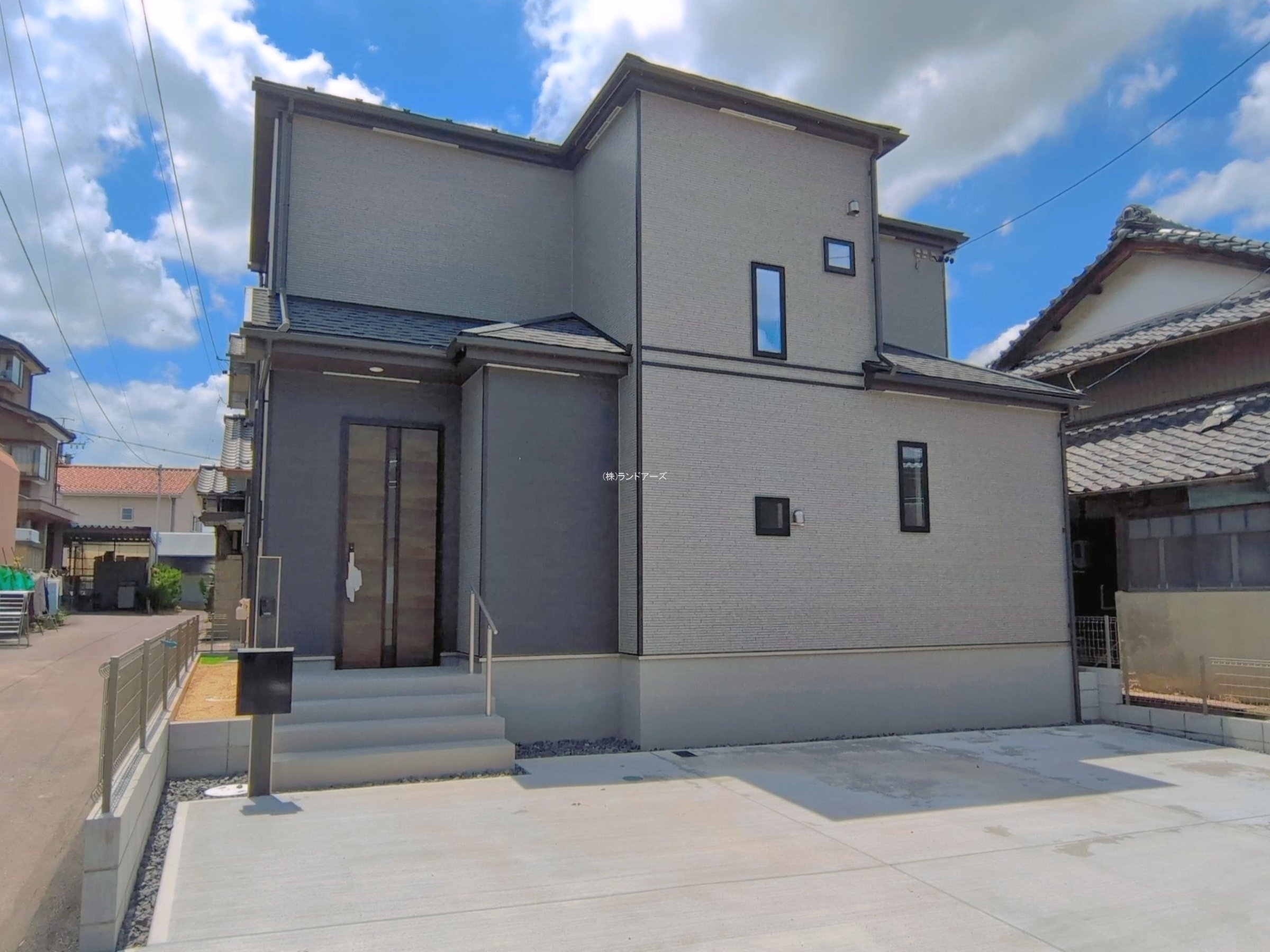 一宮市丹陽町重吉字新田郷(戸建)A 1 - 株式会社ランドアーズ|名古屋の一戸建て(建売・中古戸建)・中古マンション・賃貸管理・不動産売却 一宮市丹陽町重吉字新田郷(戸建)A 1