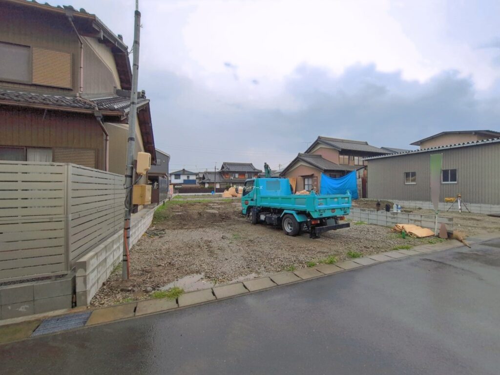 一宮市開明字杁西郭（戸建）B 1