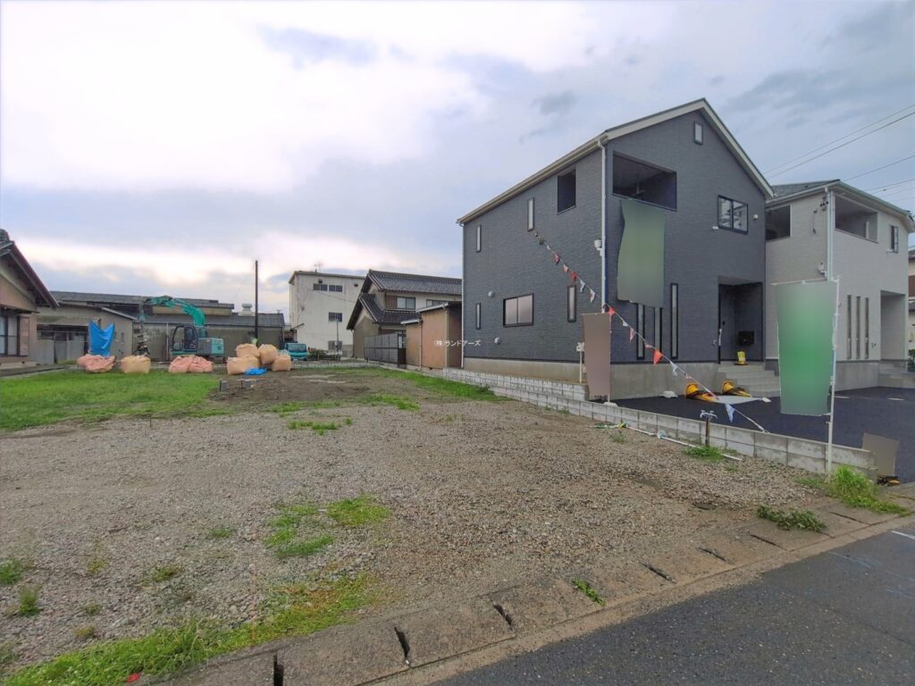 一宮市開明字杁西郭（戸建）D 1