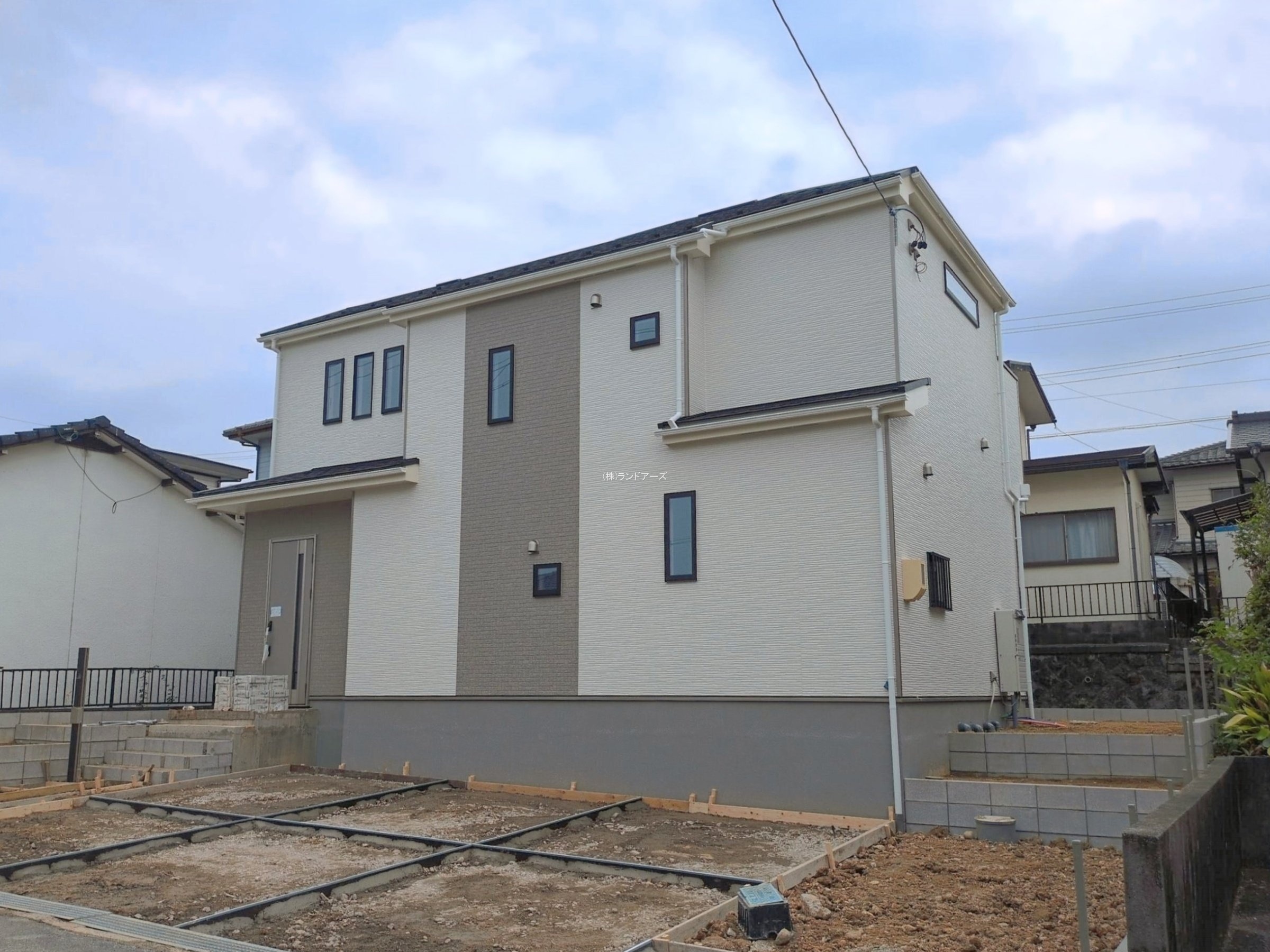 春日井市東山町5丁目（戸建）A 1