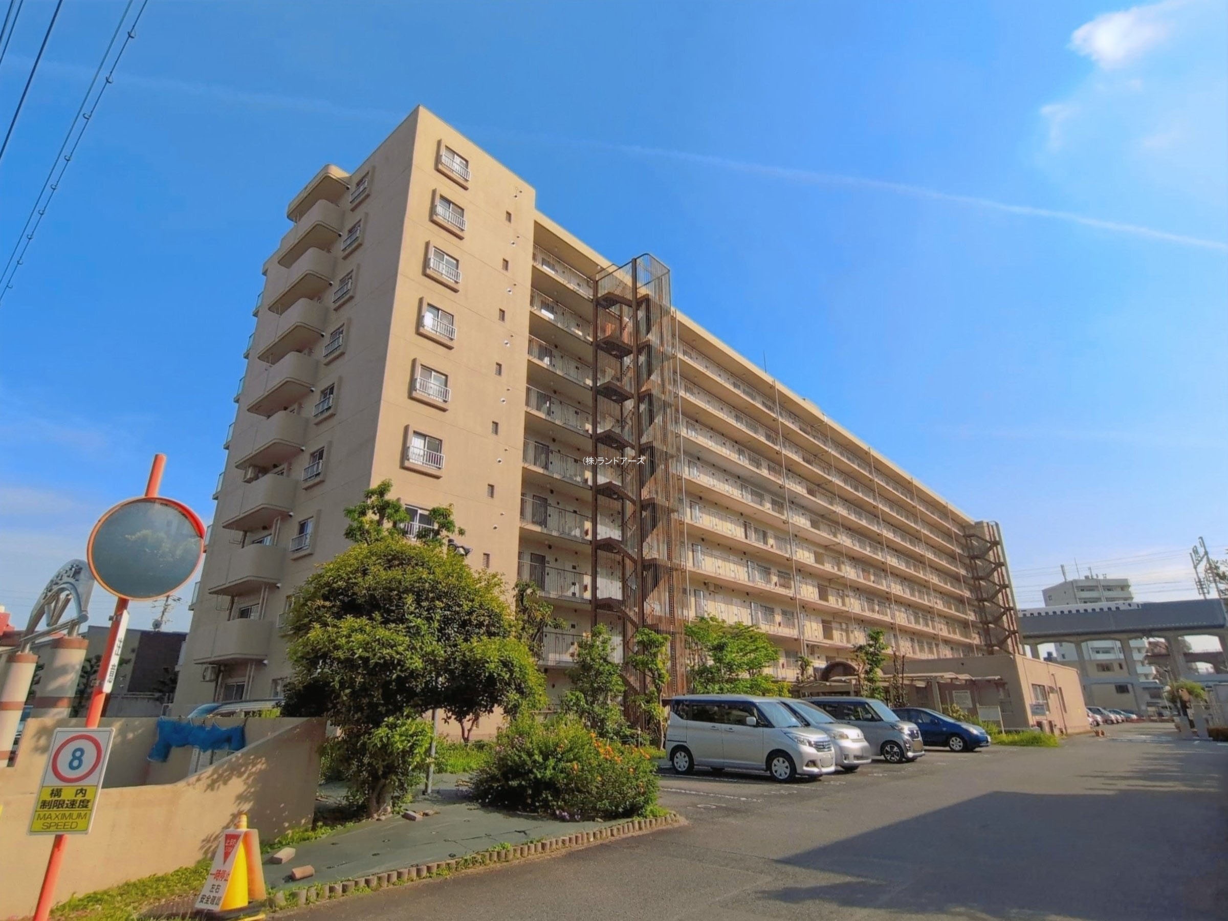 星和豊田町コーポラス 1 - 株式会社ランドアーズ|名古屋の一戸建て(建売・中古戸建)・中古マンション・賃貸管理・不動産売却 星和豊田町コーポラス 1