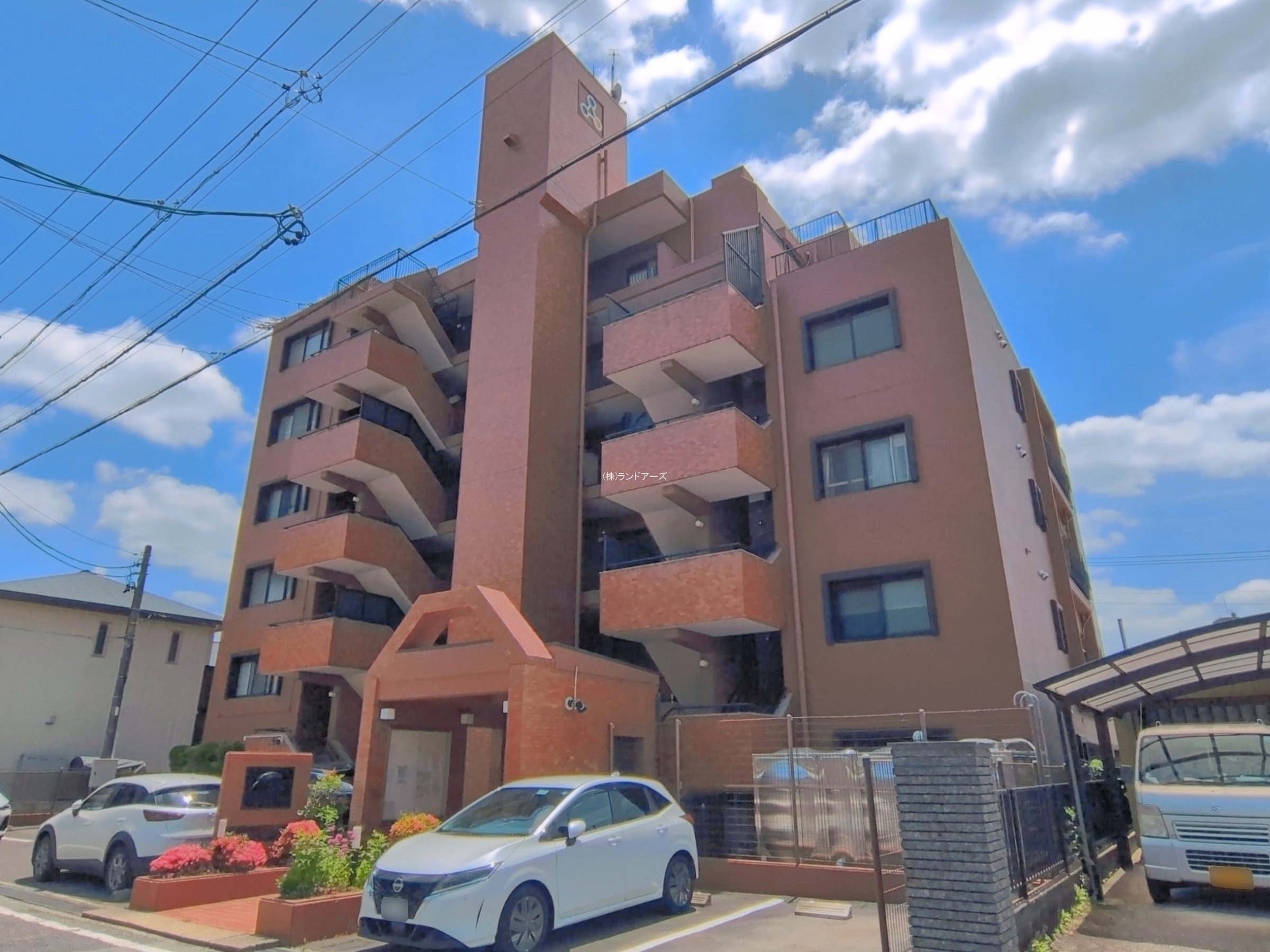 三旺マンション高蔵寺 1