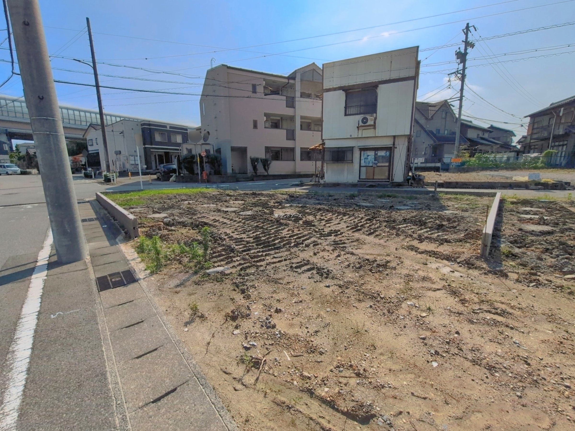 東海市名和町岡前(戸建)02 1 - 株式会社ランドアーズ|名古屋の一戸建て(建売・中古戸建)・中古マンション・賃貸管理・不動産売却 東海市名和町岡前(戸建)02 1
