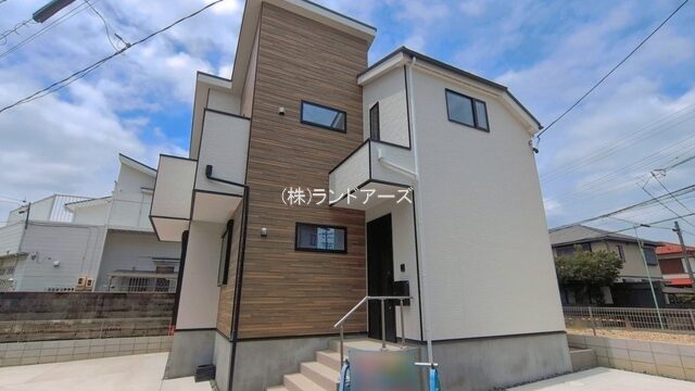 建売住宅の外観写真（名古屋市千種区希望ケ丘1期_2号棟・ケイアイスター不動産/ケイアイグレイス）