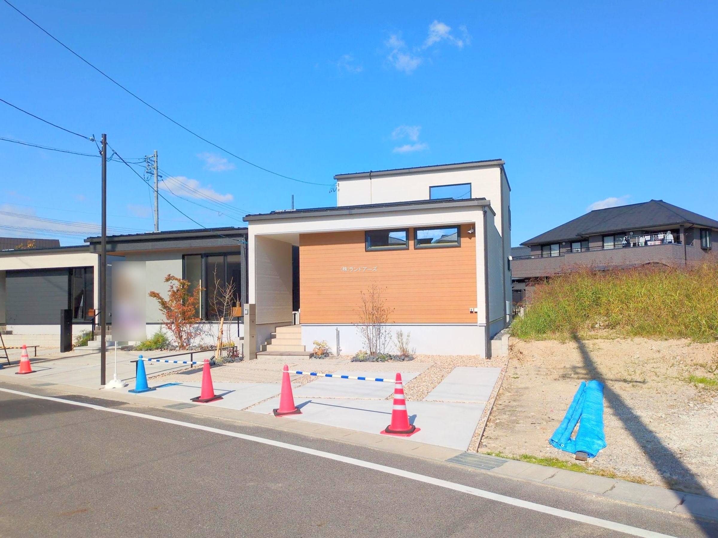 半田市中島町(戸建) 1 - 株式会社ランドアーズ|名古屋の一戸建て(建売・中古戸建)・中古マンション・賃貸管理・不動産売却 半田市中島町(戸建) 1