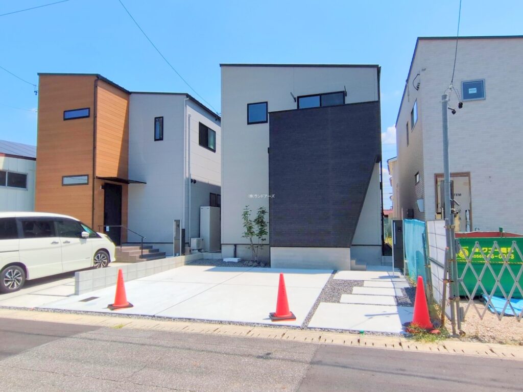 碧南市源氏神明町（戸建）02 1