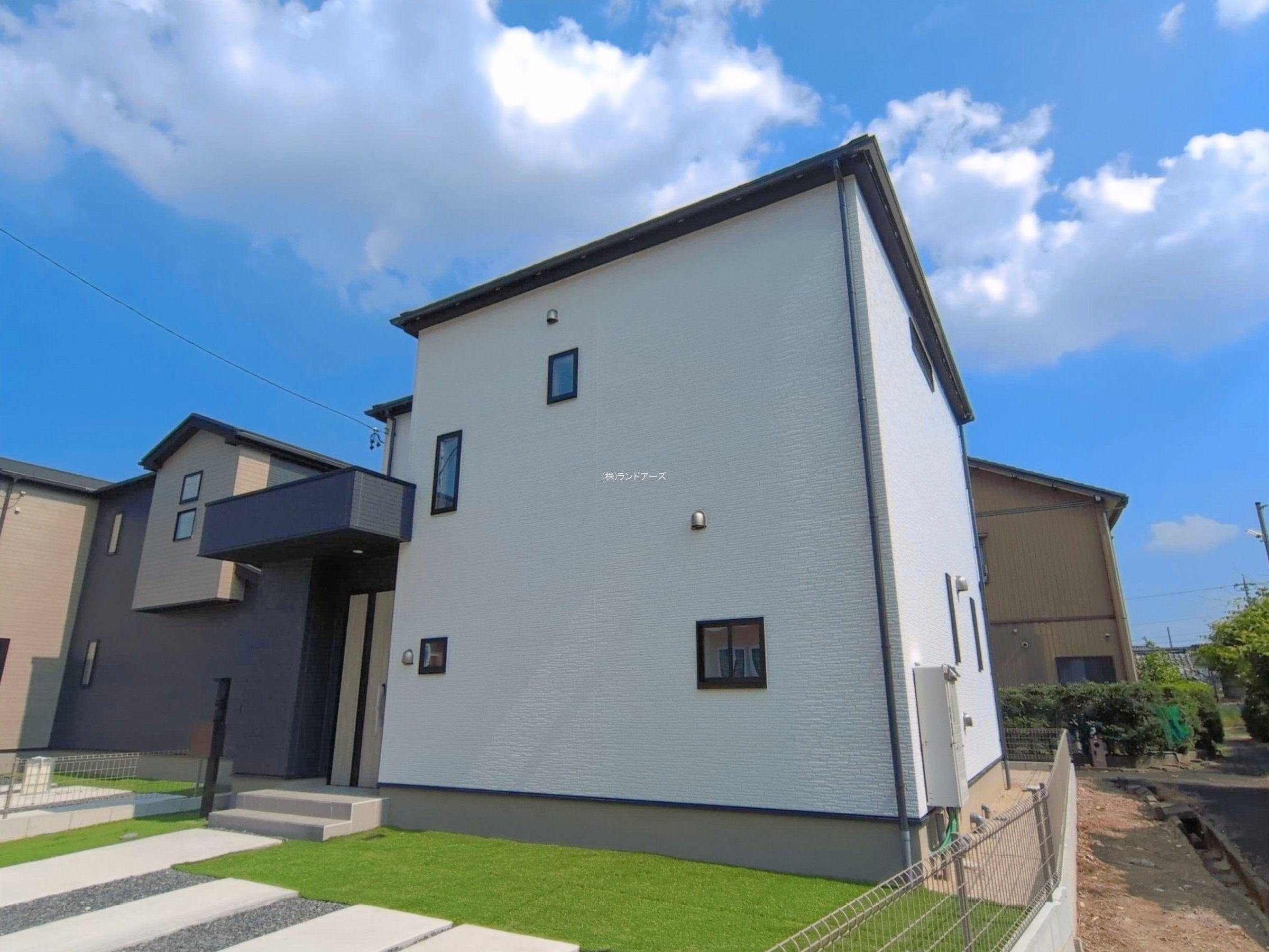 犬山市大字羽黒字二日町(戸建)01 1 - 株式会社ランドアーズ|名古屋の一戸建て(建売・中古戸建)・中古マンション・賃貸管理・不動産売却 犬山市大字羽黒字二日町(戸建)01 1