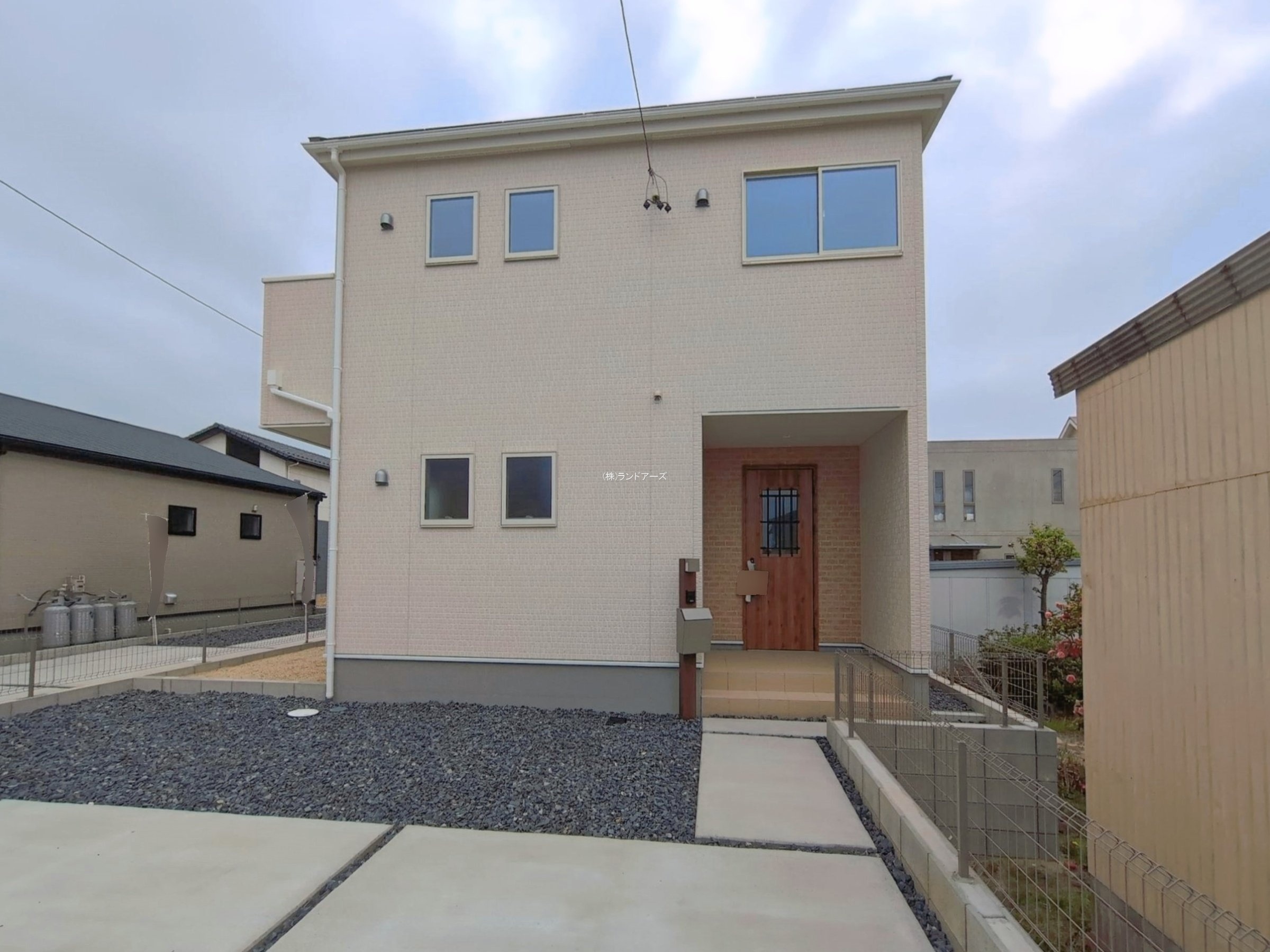 愛西市佐屋町亥新田(戸建)01 1 - 株式会社ランドアーズ|名古屋の一戸建て(建売・中古戸建)・中古マンション・賃貸管理・不動産売却 愛西市佐屋町亥新田(戸建)01 1