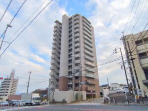 グランスイート豊田 1 - 株式会社ランドアーズ|名古屋の一戸建て(建売・中古戸建)・中古マンション・賃貸管理・不動産売却 グランスイート豊田 1