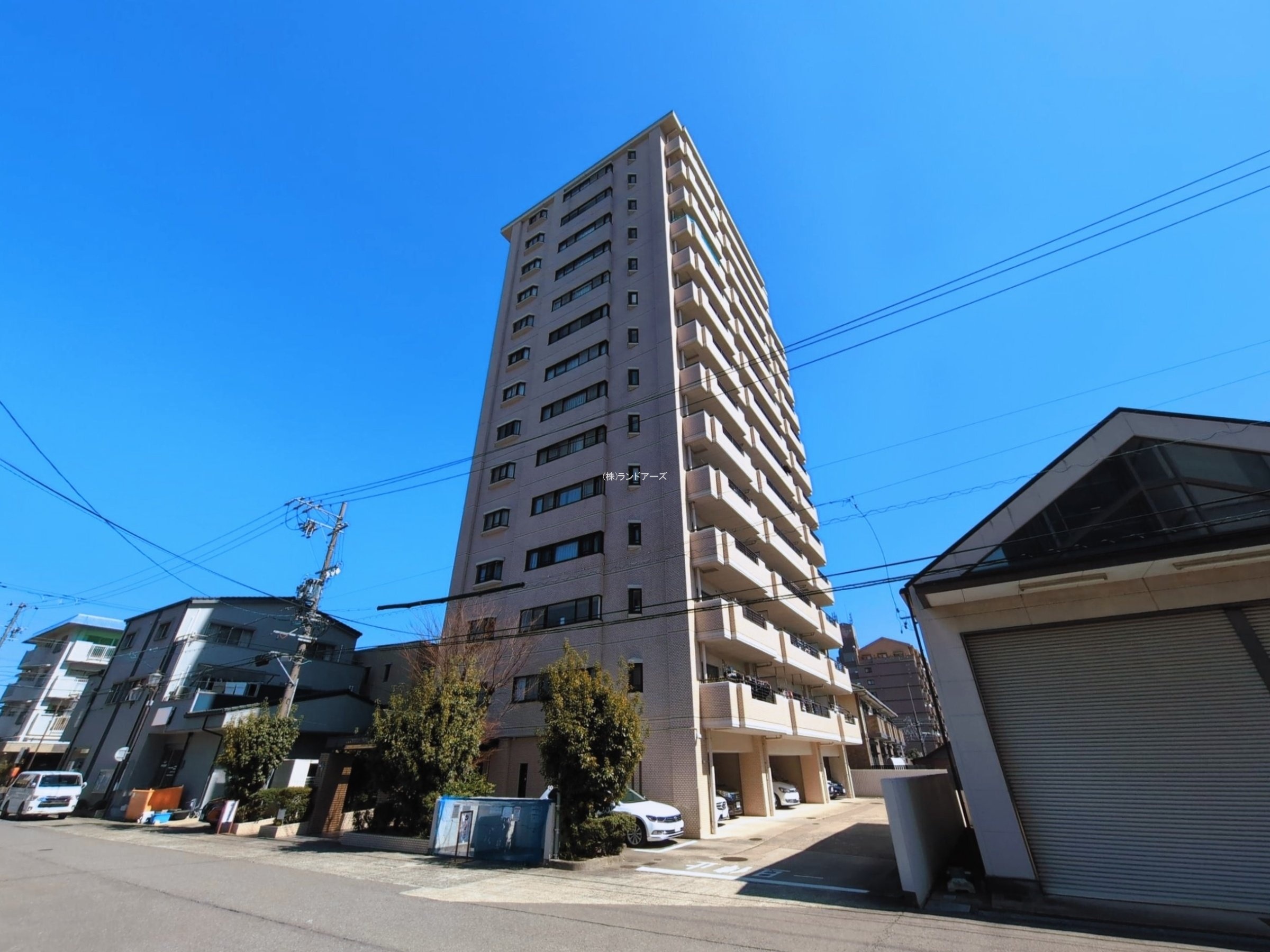 グローリアス岩倉第二 1