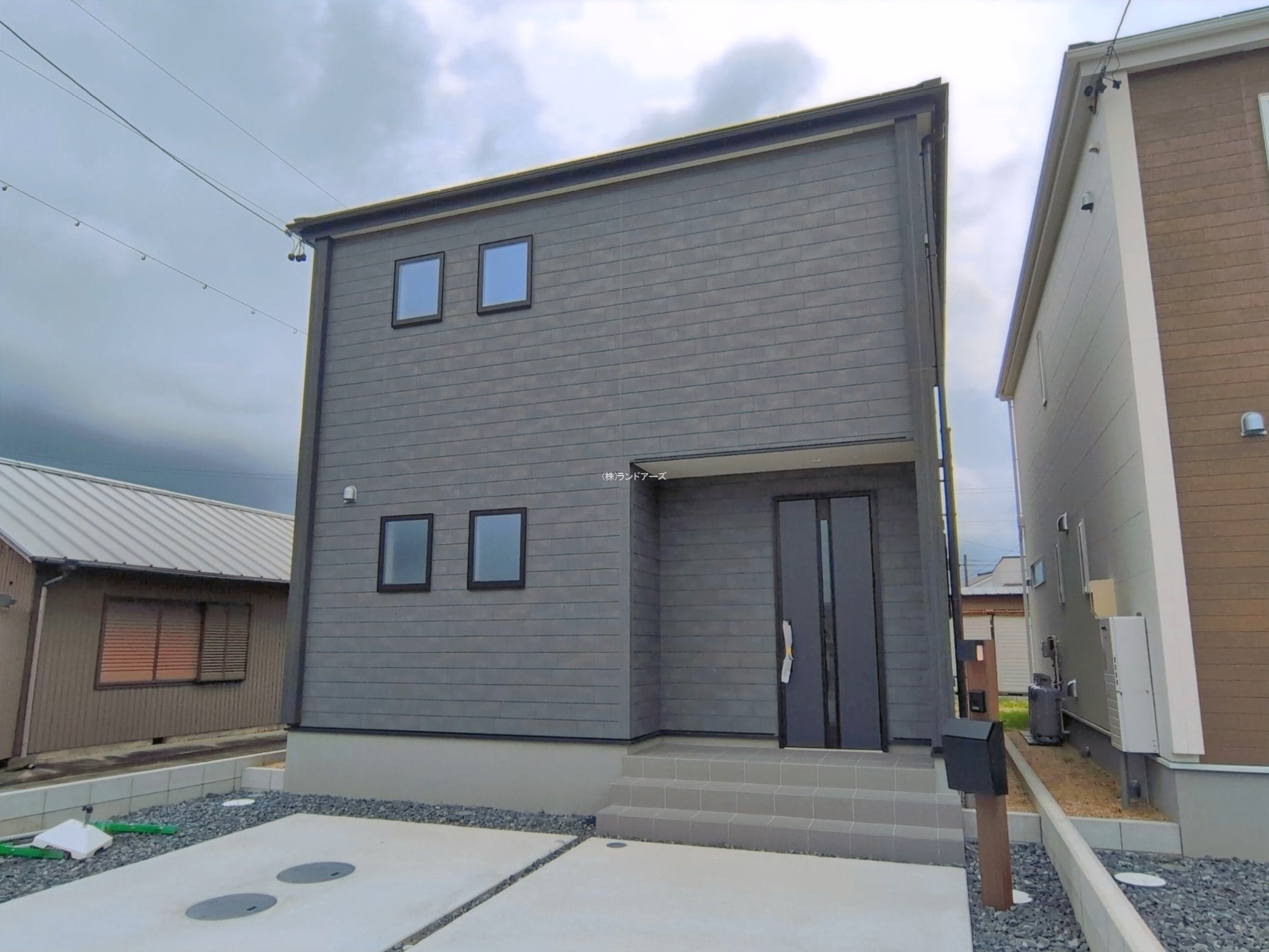 一宮市萩原町築込字野中(戸建)02 1 - 株式会社ランドアーズ|名古屋の一戸建て(建売・中古戸建)・中古マンション・賃貸管理・不動産売却 一宮市萩原町築込字野中(戸建)02 1