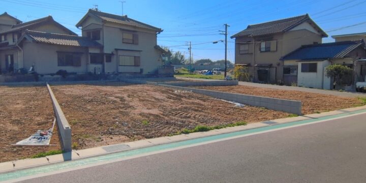 知多郡阿久比町大字白沢字豊石山（土地）E 1
