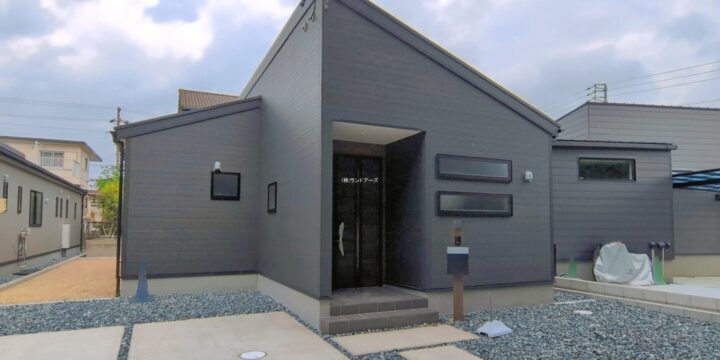 稲沢市平和町法立北瀬古（戸建）01 1