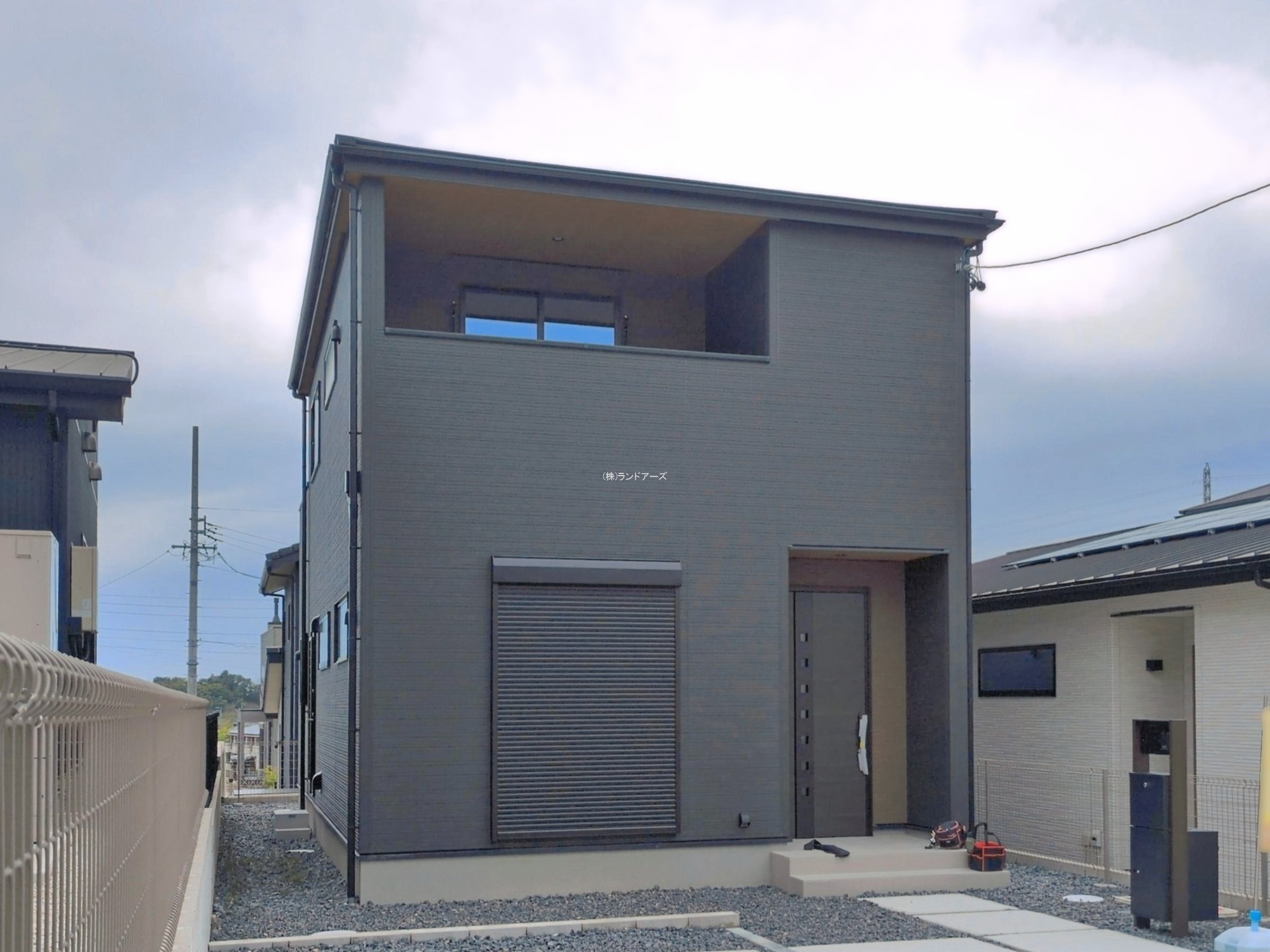 瀬戸市塩草が丘4丁目(戸建)02 1 - 株式会社ランドアーズ|名古屋の一戸建て(建売・中古戸建)・中古マンション・賃貸管理・不動産売却 瀬戸市塩草が丘4丁目(戸建)02 1