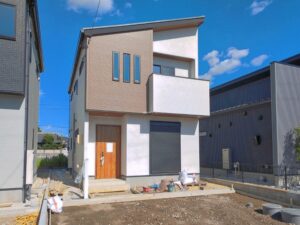 北名古屋市鍜治ケ一色村内西(戸建)02 1 - 株式会社ランドアーズ|名古屋の一戸建て(建売・中古戸建)・中古マンション・賃貸管理・不動産売却 北名古屋市鍜治ケ一色村内西(戸建)02 1