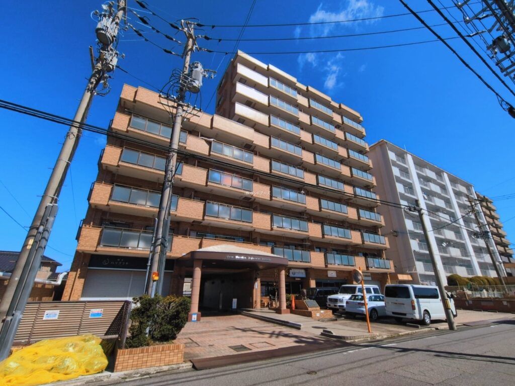 ライオンズマンション一宮九品町 1