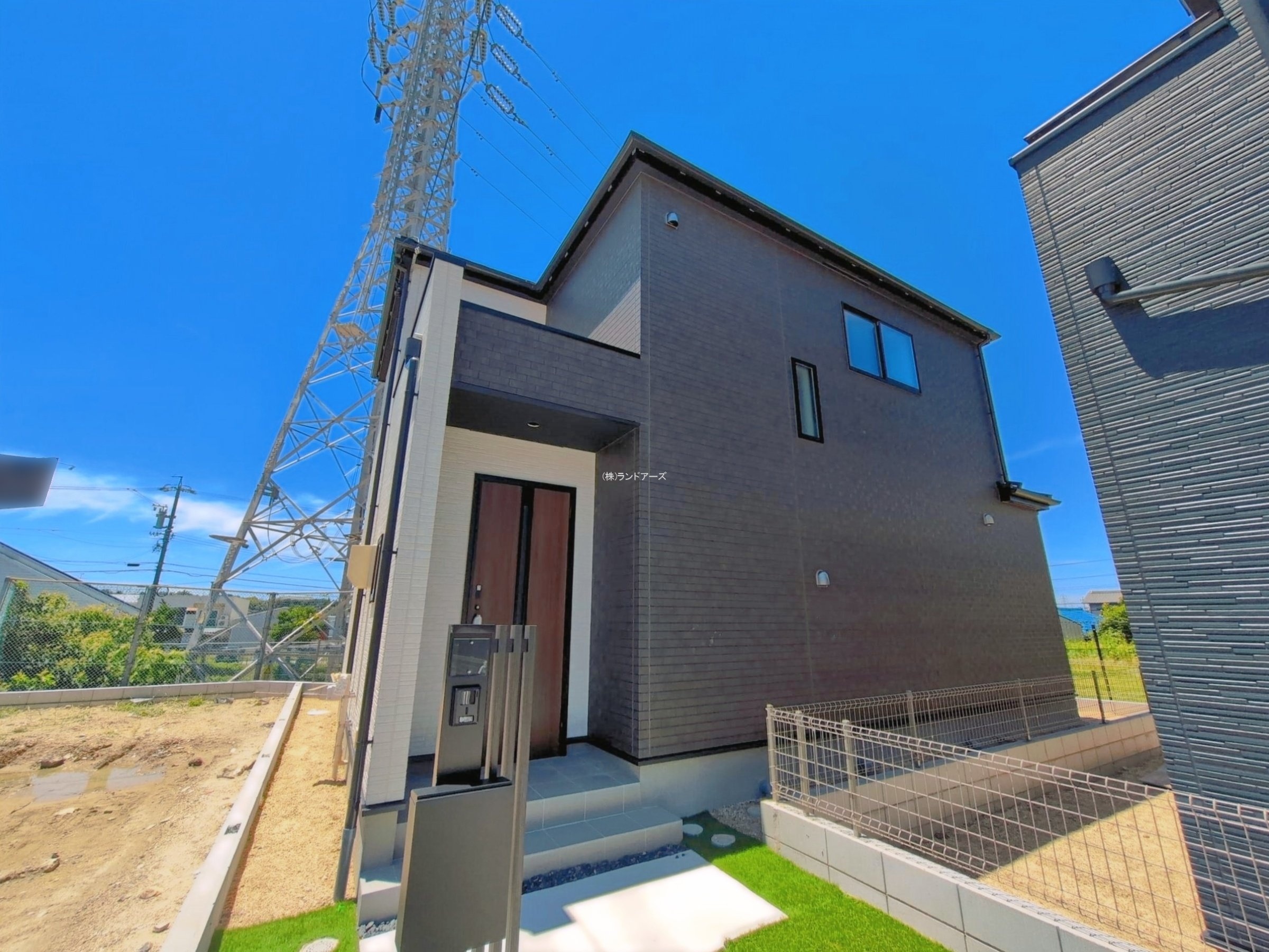 瀬戸市高根町1丁目(戸建)02 1 - 株式会社ランドアーズ|名古屋の一戸建て(建売・中古戸建)・中古マンション・賃貸管理・不動産売却 瀬戸市高根町1丁目(戸建)02 1