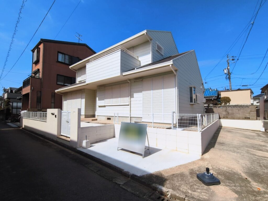 一宮市千秋町天摩字松ノ木 1