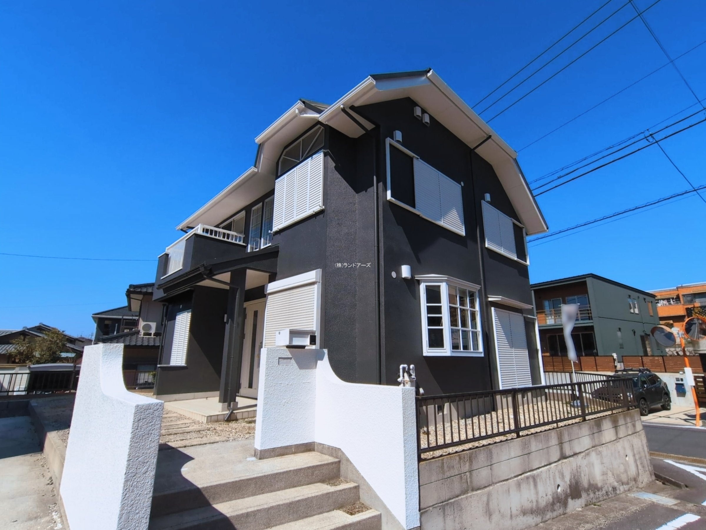 瀬戸市西山町2丁目 1 - 株式会社ランドアーズ|名古屋の一戸建て(建売・中古戸建)・中古マンション・賃貸管理・不動産売却 瀬戸市西山町2丁目 1