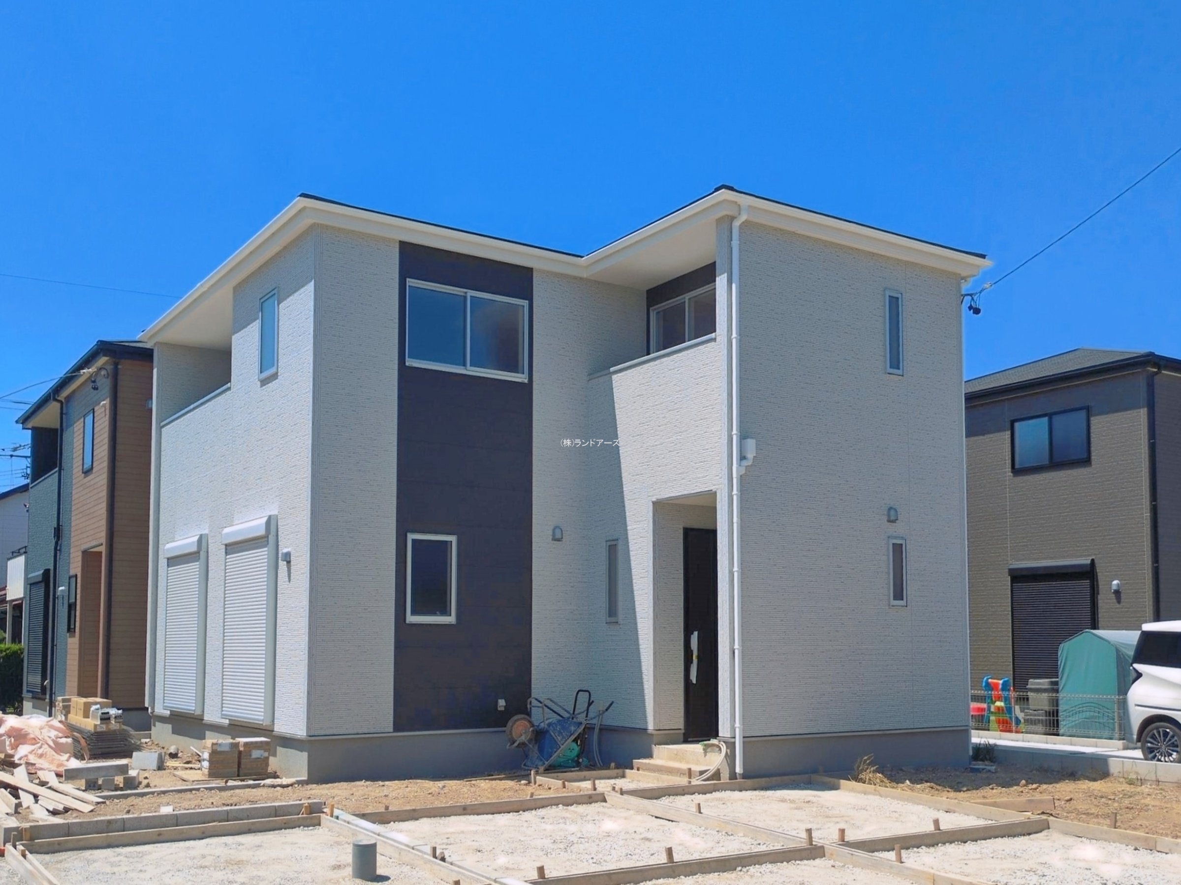 小牧市藤島町中島(戸建)01 1 - 株式会社ランドアーズ|名古屋の一戸建て(建売・中古戸建)・中古マンション・賃貸管理・不動産売却 小牧市藤島町中島(戸建)01 1