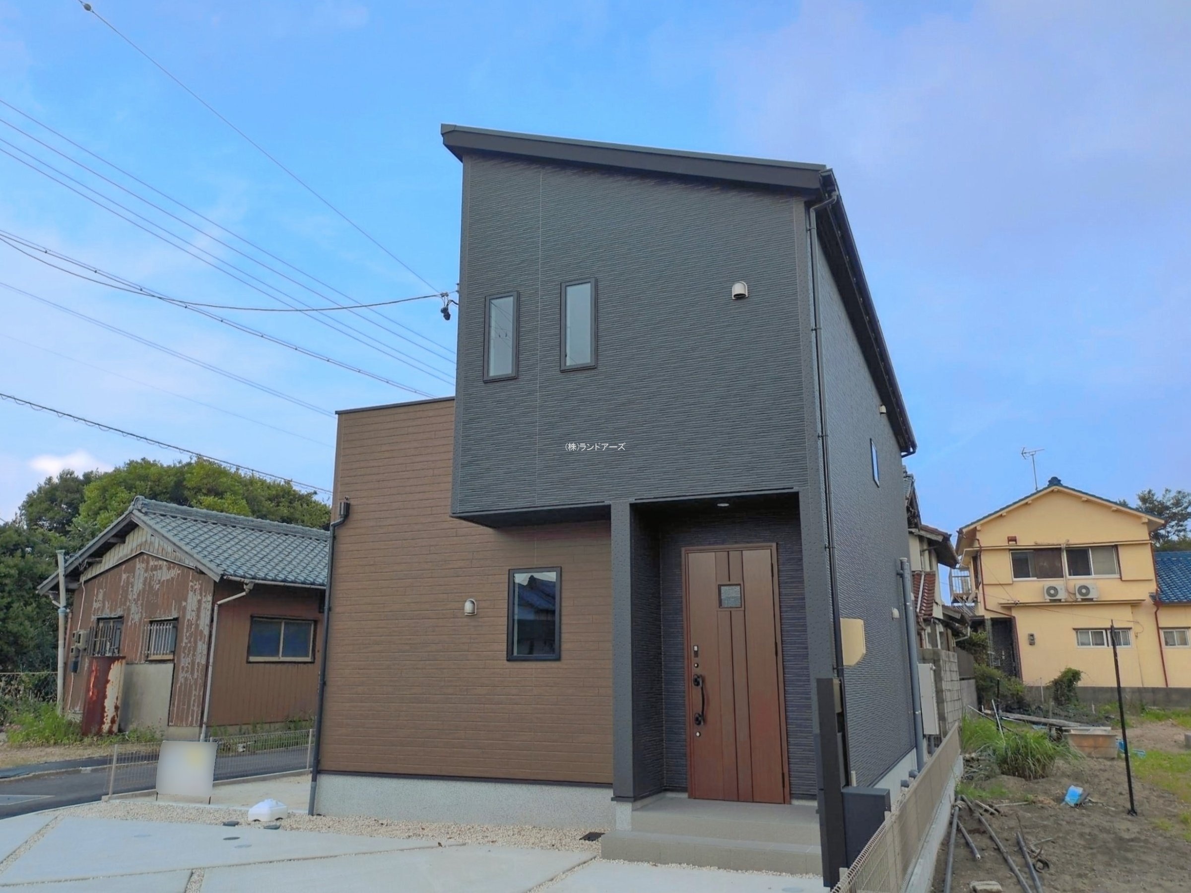 常滑市蒲池町2丁目(戸建)01 1 - 株式会社ランドアーズ|名古屋の一戸建て(建売・中古戸建)・中古マンション・賃貸管理・不動産売却 常滑市蒲池町2丁目(戸建)01 1