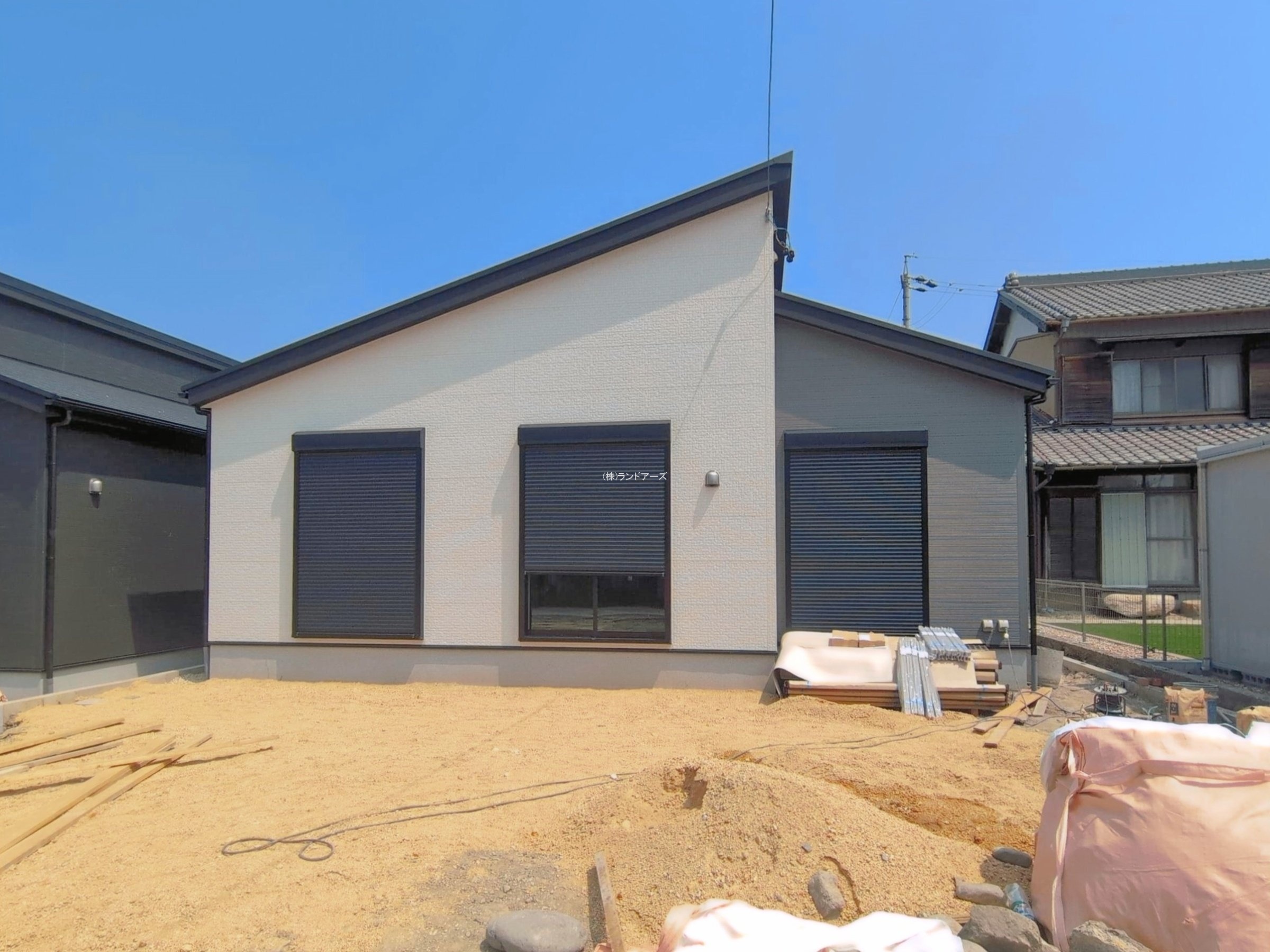 津島市神尾町字東之割(戸建)02 1 - 株式会社ランドアーズ|名古屋の一戸建て(建売・中古戸建)・中古マンション・賃貸管理・不動産売却 津島市神尾町字東之割(戸建)02 1