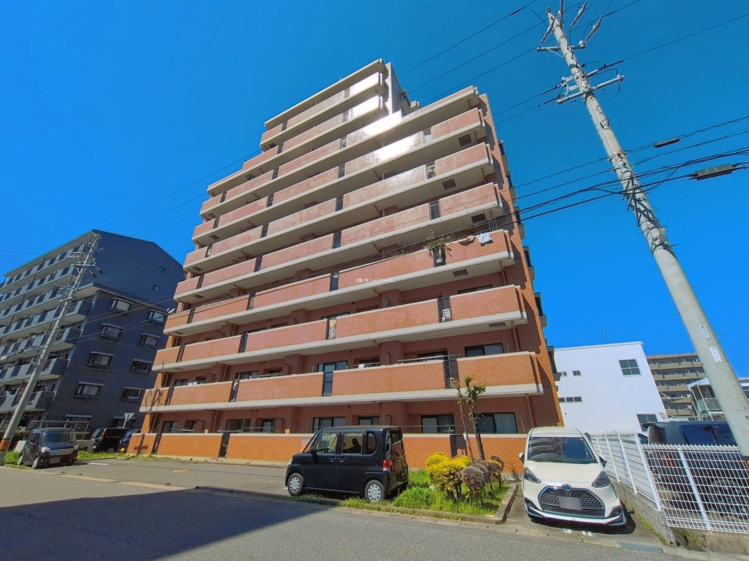 シャトー安城 1 - 株式会社ランドアーズ|名古屋の一戸建て(建売・中古戸建)・中古マンション・賃貸管理・不動産売却 シャトー安城 1