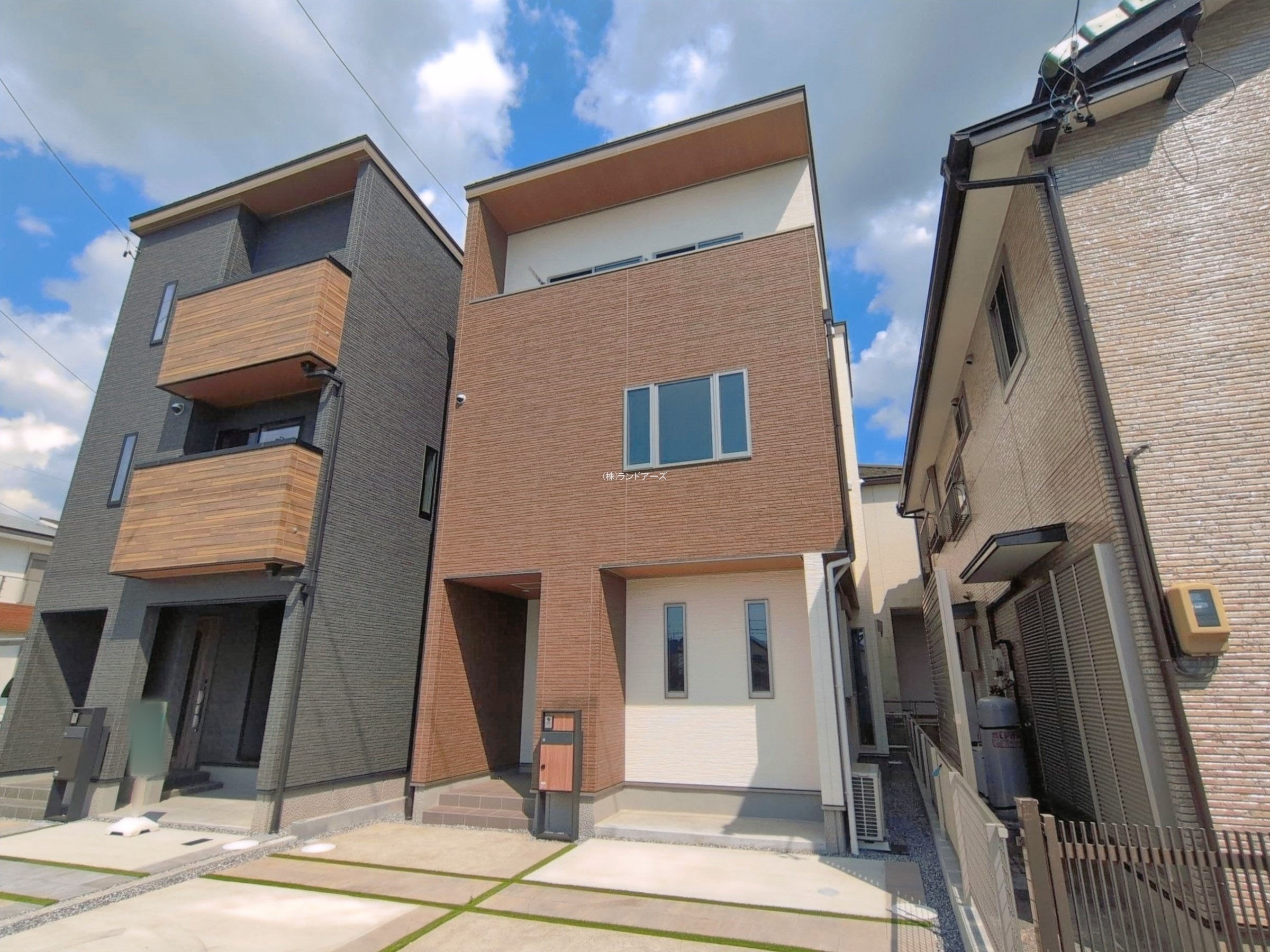 一宮市木曽川町黒田字東針口(戸建)B 1 - 株式会社ランドアーズ|名古屋の一戸建て(建売・中古戸建)・中古マンション・賃貸管理・不動産売却 一宮市木曽川町黒田字東針口(戸建)B 1