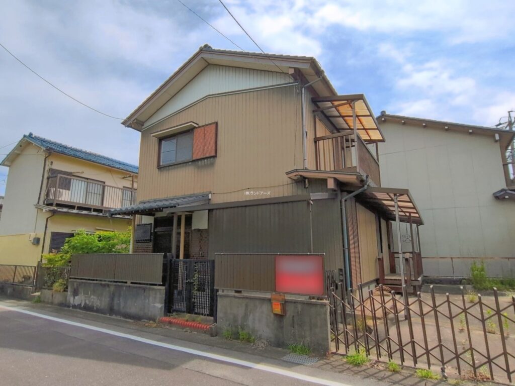 弥富市前ケ平2丁目 1