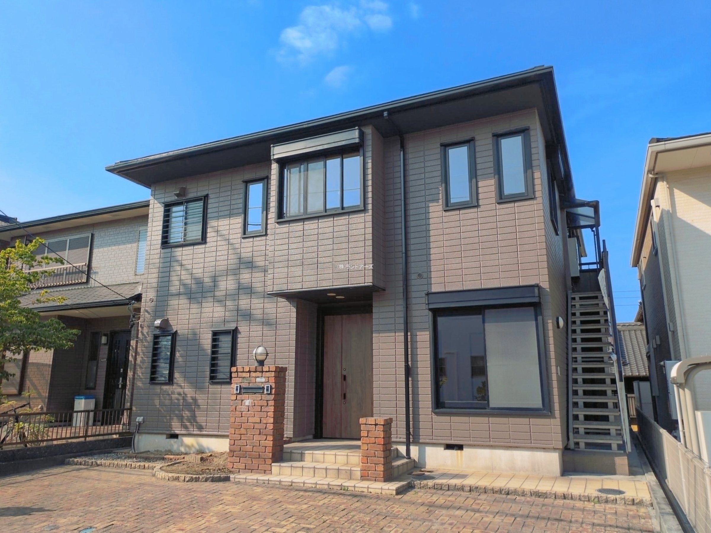 知多市新知東町1丁目 1 - 株式会社ランドアーズ|名古屋の一戸建て(建売・中古戸建)・中古マンション・賃貸管理・不動産売却 知多市新知東町1丁目 1