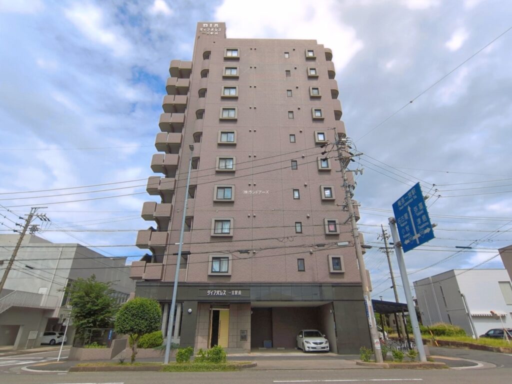 ダイアパレス一宮駅前 1