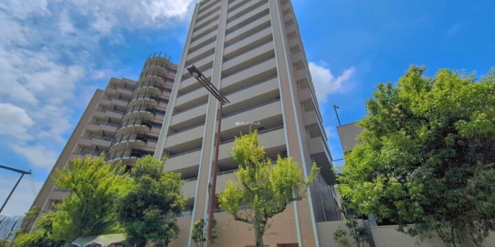 ロイヤルヴィーゼ四谷通 1