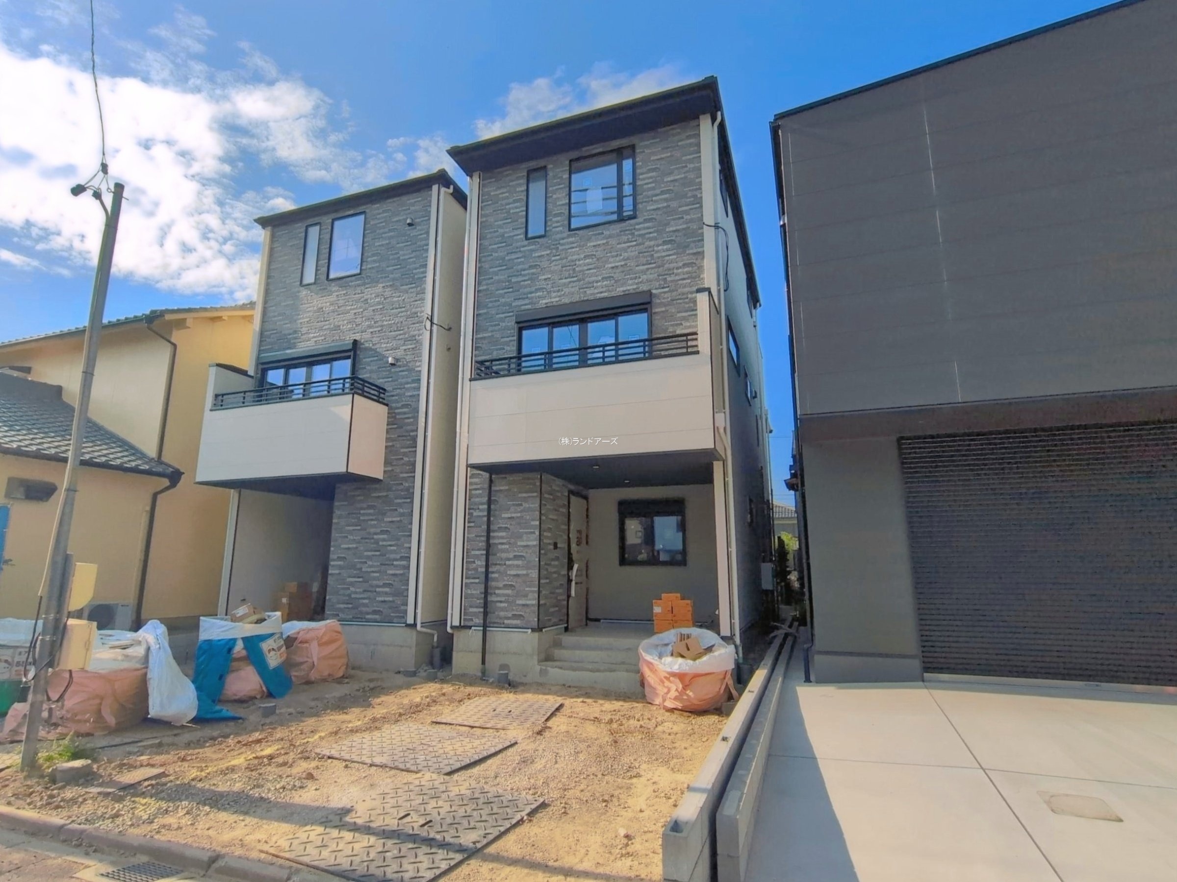 名古屋市北区八代町2丁目(戸建)01 1 - 株式会社ランドアーズ|名古屋の一戸建て(建売・中古戸建)・中古マンション・賃貸管理・不動産売却 名古屋市北区八代町2丁目(戸建)01 1