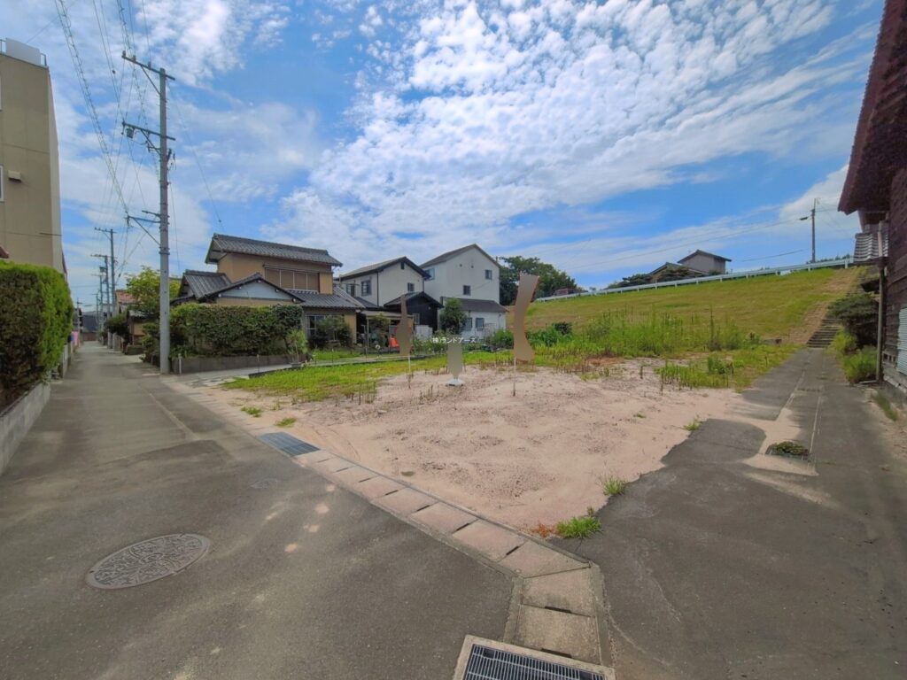一宮市小信中島字宮前（土地）B 1