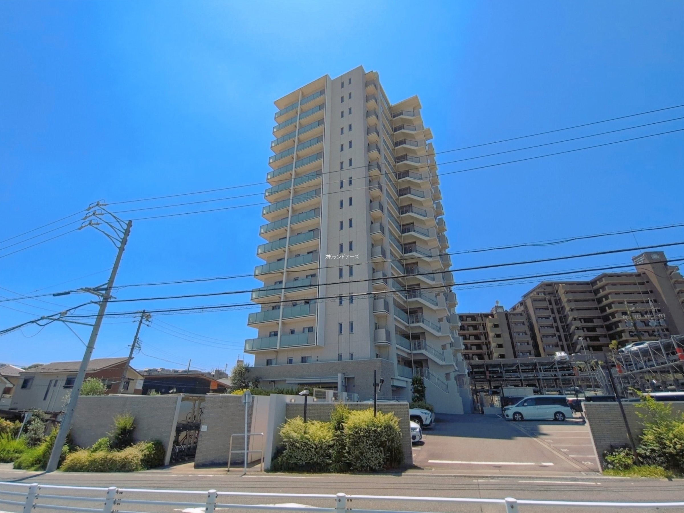 アルバックス日進 1 - 株式会社ランドアーズ|名古屋の一戸建て(建売・中古戸建)・中古マンション・賃貸管理・不動産売却 アルバックス日進 1