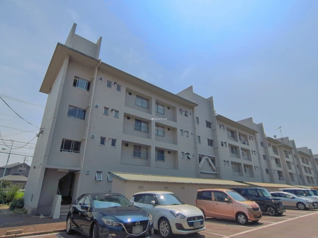 五番町住宅B棟 1