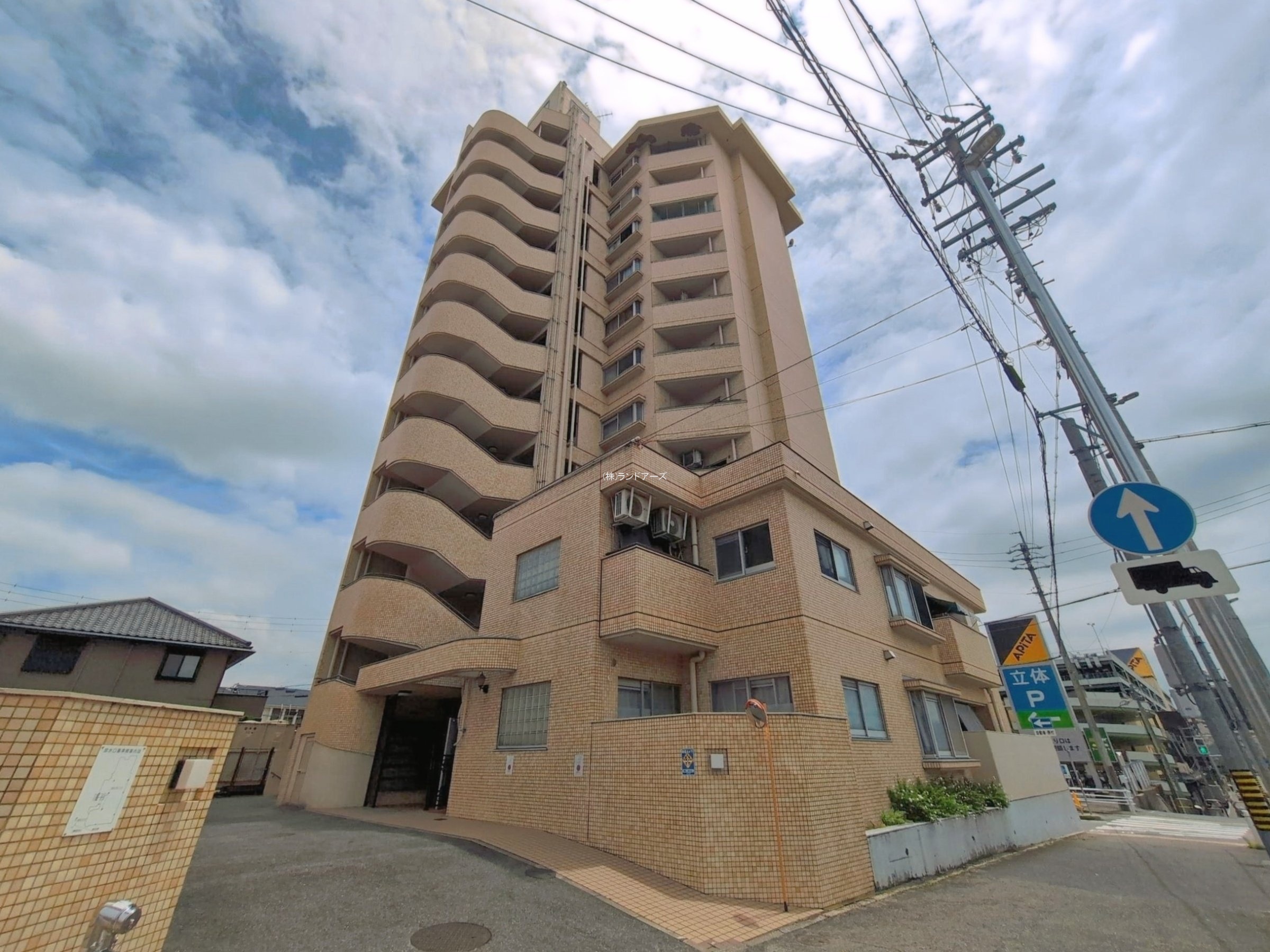 三旺マンション千代田橋 1
