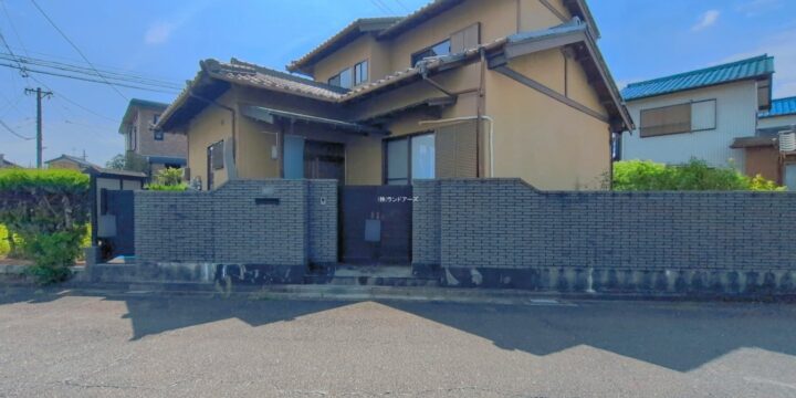稲沢市平和町光和 1