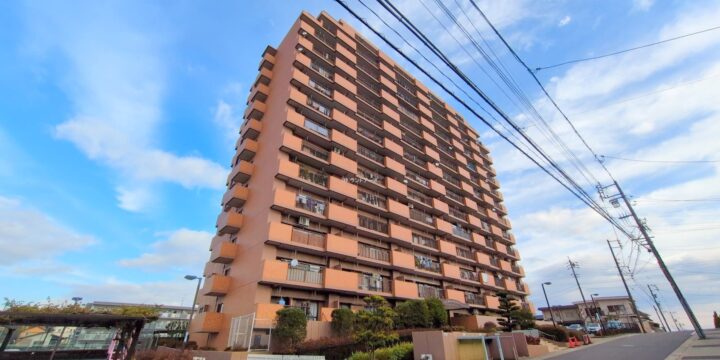 ライオンズマンション植田ヒルズウエストタワー 1