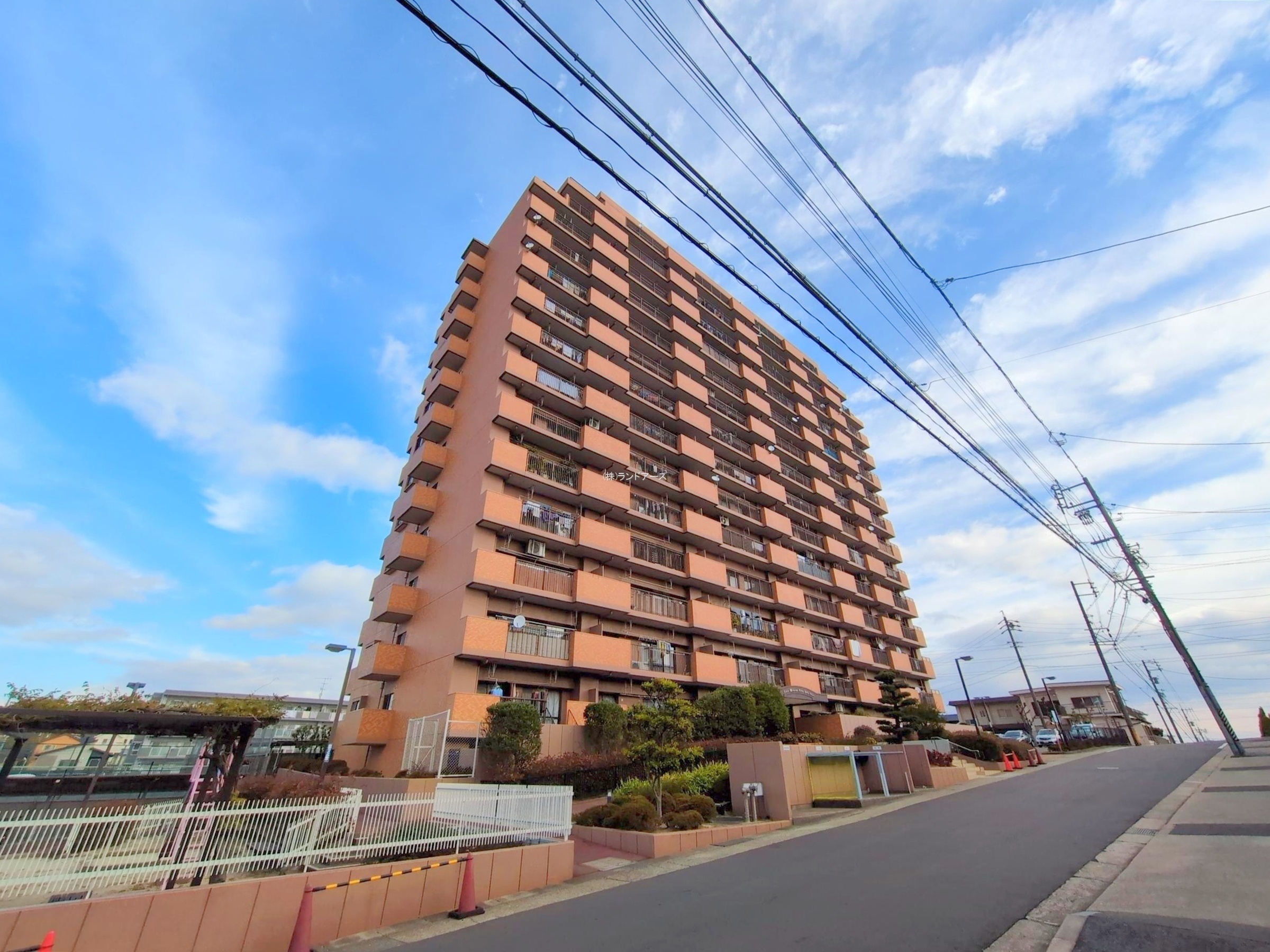 ライオンズマンション植田ヒルズウエストタワー 1