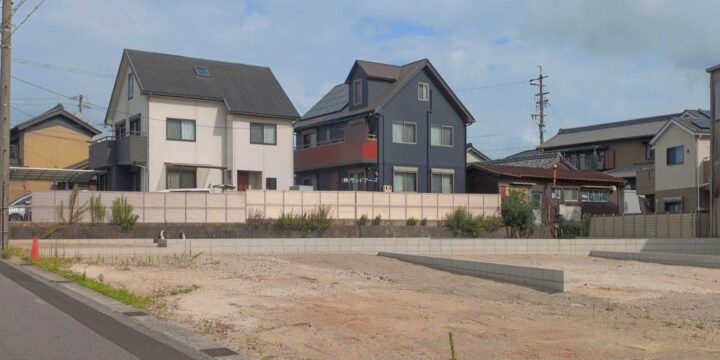 碧南市中後町3丁目（土地）E 1