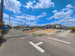 一宮市時之島字新田東(戸建)D 1 - 株式会社ランドアーズ|名古屋の一戸建て(建売・中古戸建)・中古マンション・賃貸管理・不動産売却 一宮市時之島字新田東(戸建)D 1